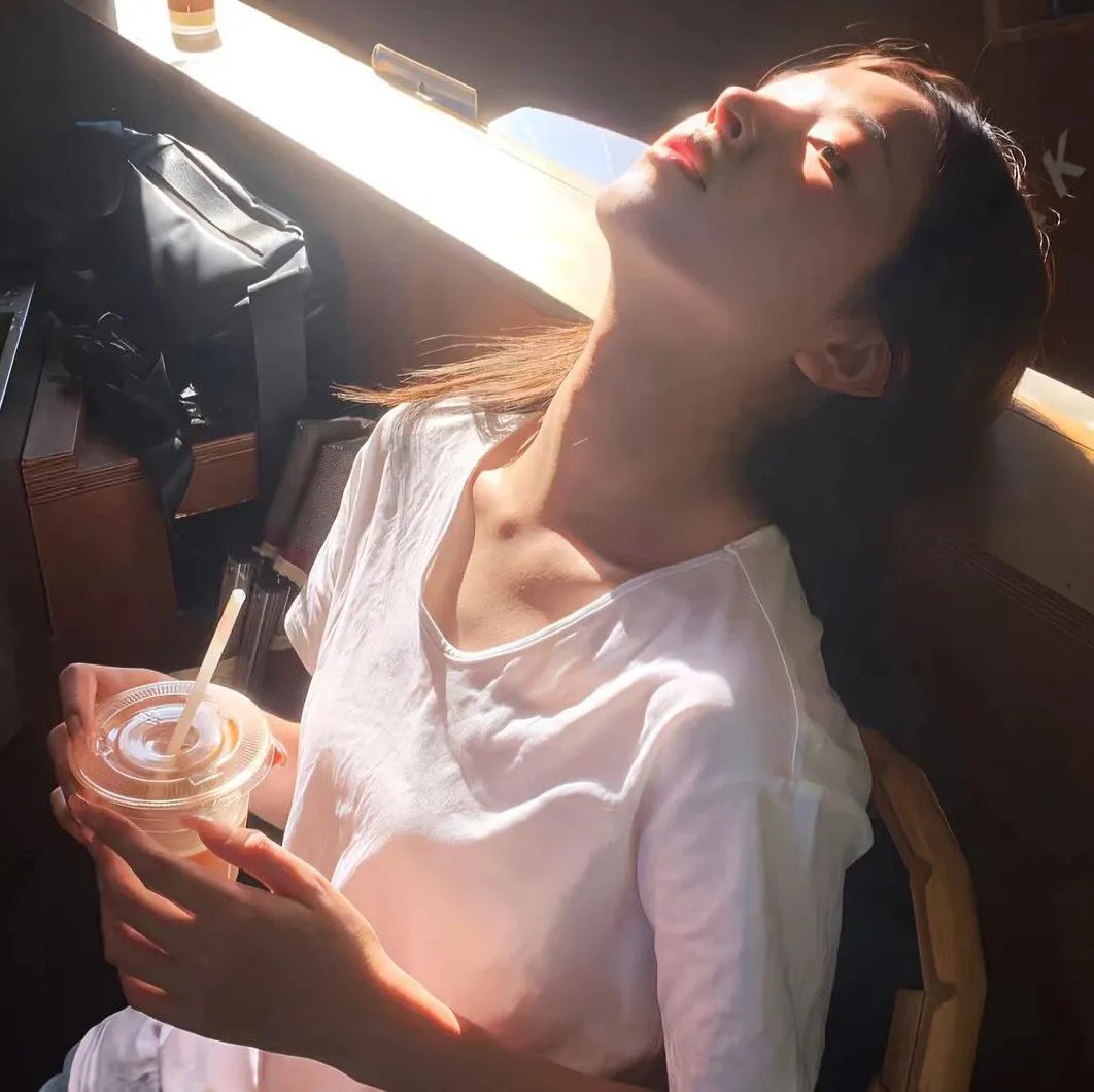 我们是海报